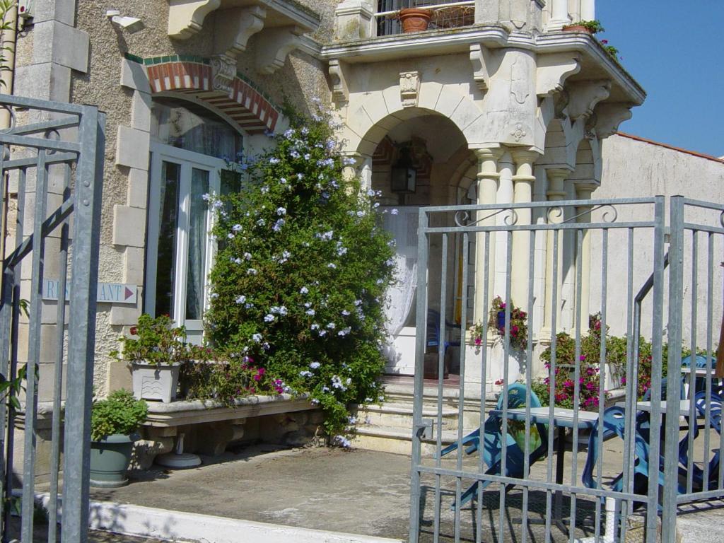 Chambres D'Hotes L'Insulaire Saint-Denis-dʼOléron Dış mekan fotoğraf