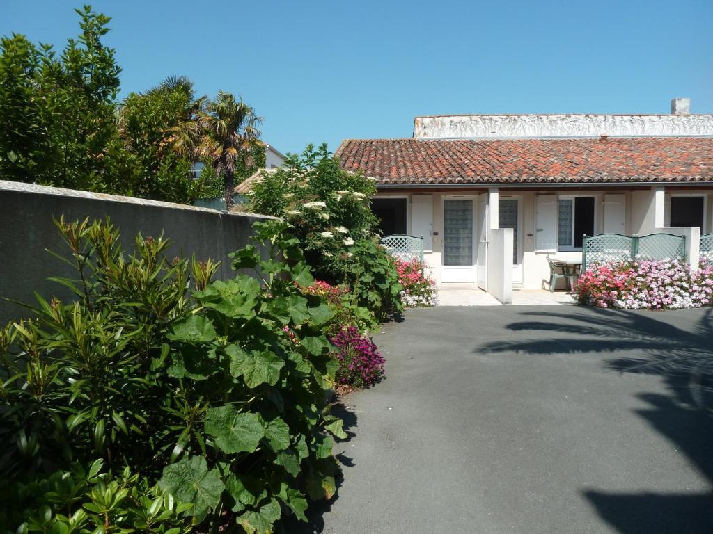 Chambres D'Hotes L'Insulaire Saint-Denis-dʼOléron Dış mekan fotoğraf